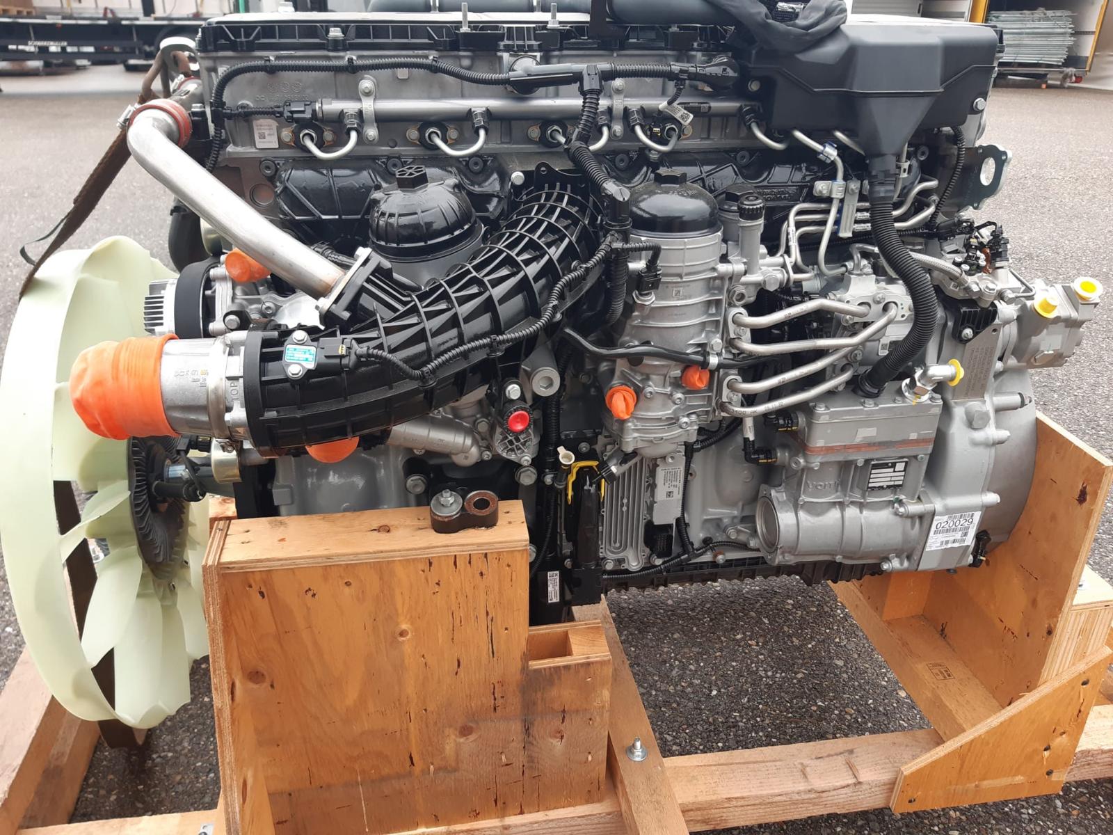 MERCEDES OM 470 - OM 471 COPMLETE ENGİNER